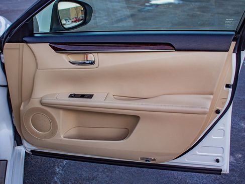 Used 2015 Lexus ES 350 image 17