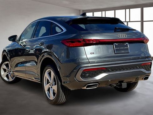 Used 2025 Audi Q5 Premium Plus image 12