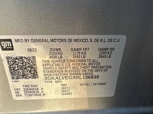 Used 2024 GMC Terrain SLT image 32