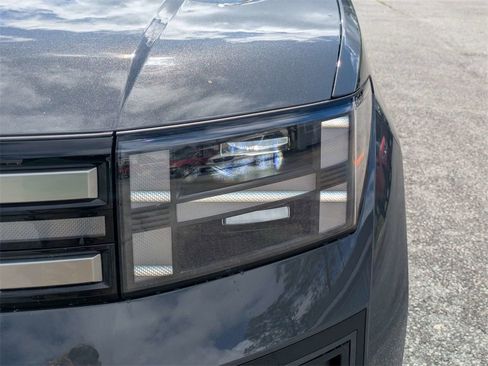 Used 2026 Hyundai Santa Fe SEL image 10