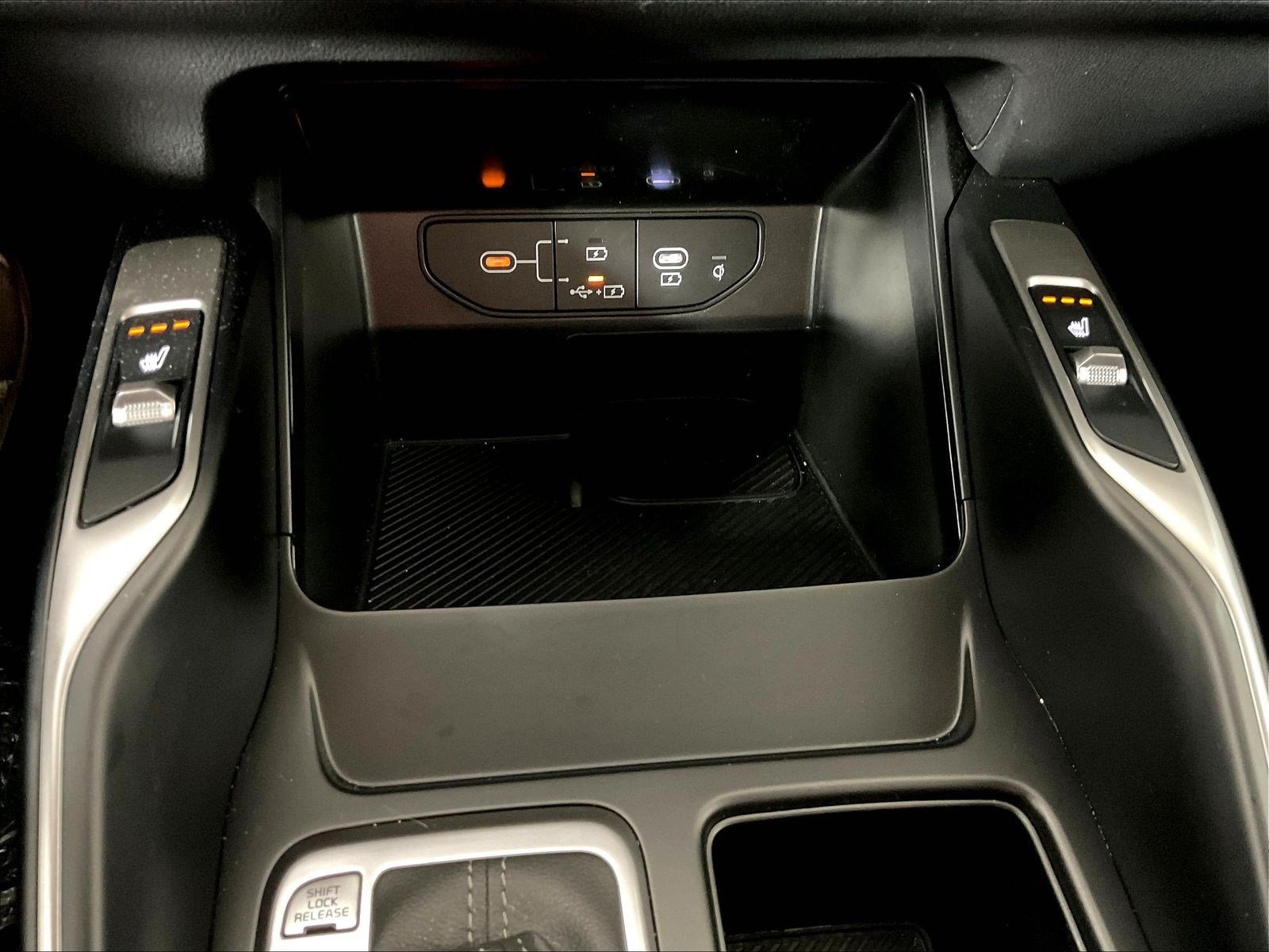 Certified 2026 Kia Sorento S w/ S Panoramic Sunroof Package FWD image 37