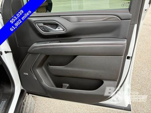 Used 2022 Chevrolet Tahoe RST w/ Luxury Package AWD/4WD image 32