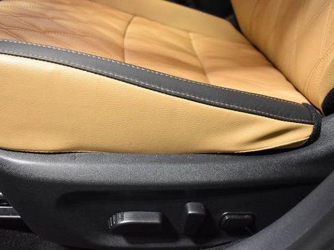 Certified 2025 Nissan Sentra SV w/ SV Premium Package image 17