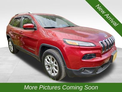 Used 2016 Jeep Cherokee Latitude w/ Safety/Convenience Group