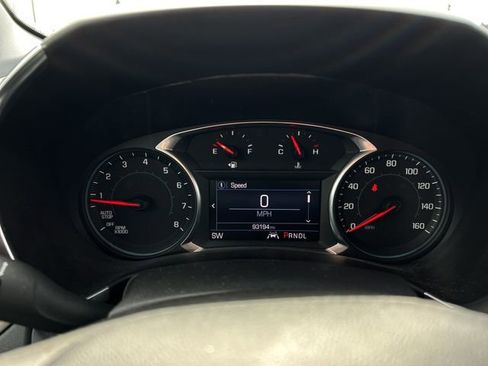 Used 2020 Chevrolet Equinox LT FWD image 36