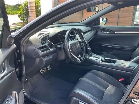 Used 2020 Honda Civic Sport image 13