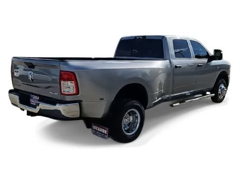 Used 2024 RAM 3500 Tradesman w/ Chrome Appearance Group image 8