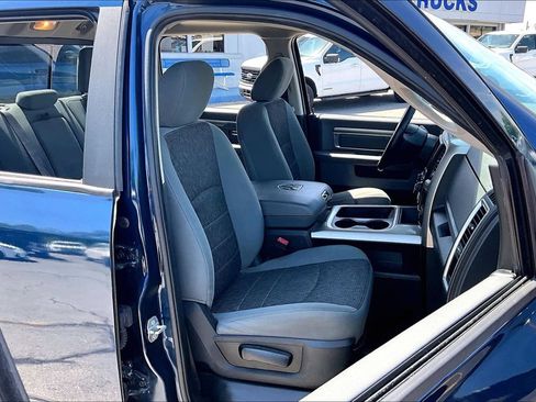 Used 2020 RAM 1500 Classic SLT w/ Luxury Group RWD image 28
