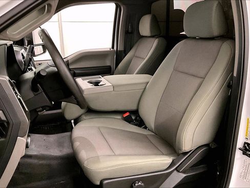 Used 2021 Ford F250 XL w/ Power Equipment Group image 26