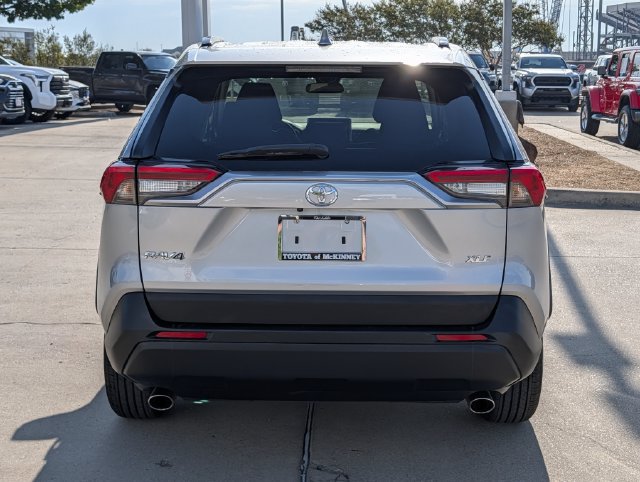 Used 2024 Toyota RAV4 XLE FWD image 7