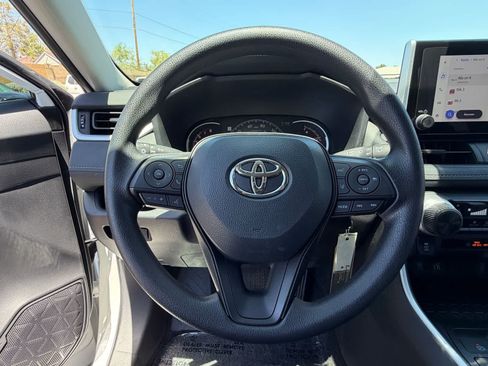 Certified 2025 Toyota RAV4 LE AWD/4WD image 19