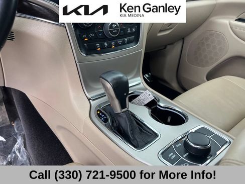 Used 2017 Jeep Grand Cherokee Limited AWD/4WD image 33