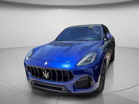 Used 2023 Maserati Grecale Modena AWD/4WD image 4
