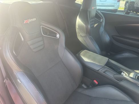Used 2015 Chevrolet Camaro Z/28 image 25