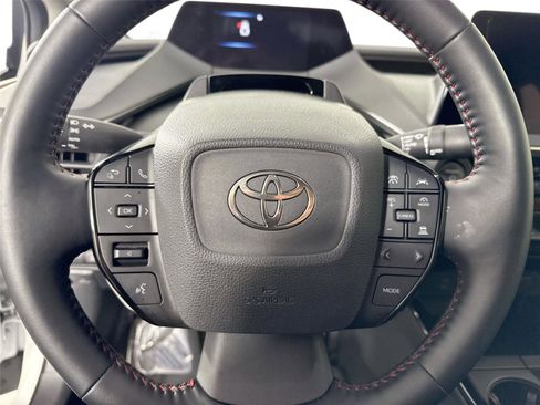 Certified 2025 Toyota Prius XSE image 16