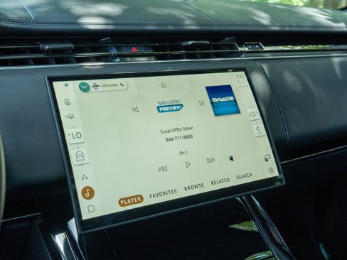 Used 2025 Land Rover Range Rover Sport Autobiography AWD/4WD image 18