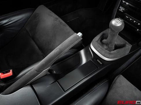 Used 2010 Porsche 911 GT3 RS RWD image 36