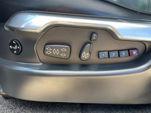 Used 2012 Land Rover Range Rover Supercharged image 12