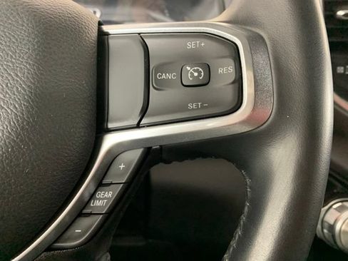 Used 2023 RAM 1500 Laramie AWD/4WD image 32