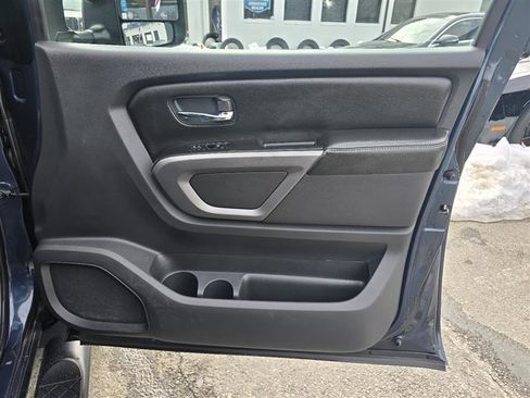 Used 2015 Nissan Titan PRO-4X w/ Pro-4x Luxury Package image 30