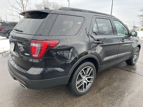 Used 2016 Ford Explorer Sport w/ Equipment Group 401A image 3