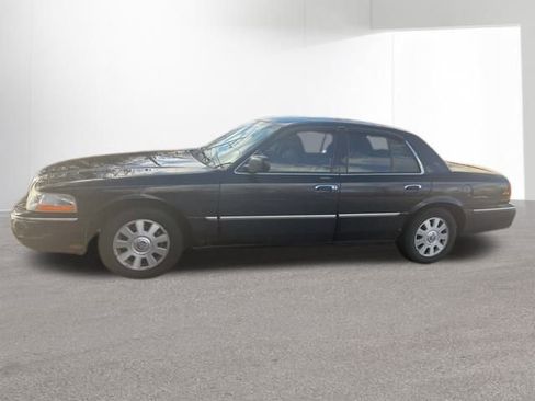 Used 2004 Mercury Grand Marquis LS image 3