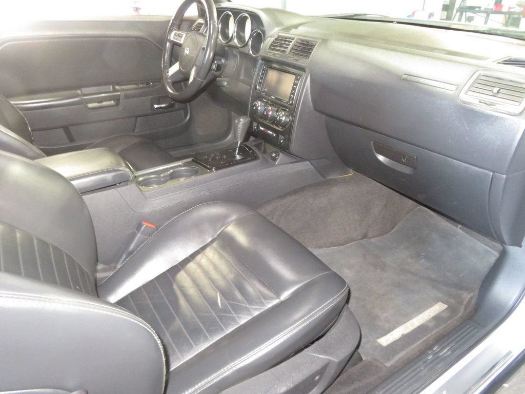 Used 2010 Dodge Challenger R/T RWD image 24