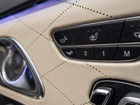 Used 2016 Mercedes-Benz Maybach S 600 image 77