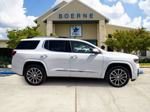 Used 2023 GMC Acadia Denali FWD image 6