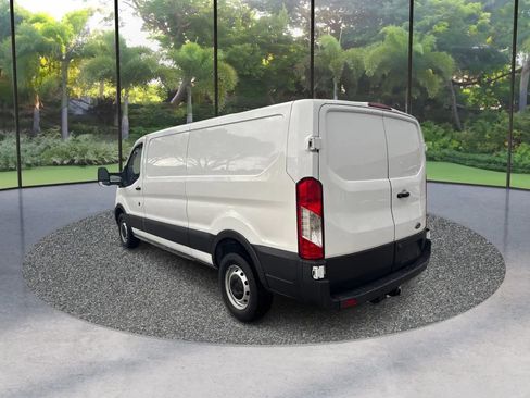 Used 2022 Ford Transit 250 Low Roof RWD image 6