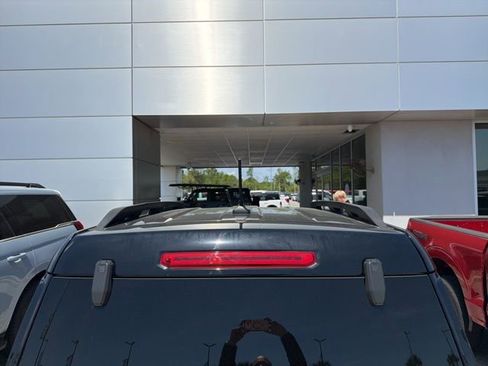 Used 2024 Ford Bronco Sport Badlands image 9