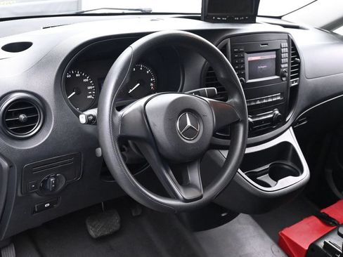Used 2019 Mercedes-Benz Metris image 21