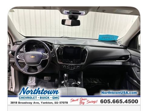 Used 2021 Chevrolet Traverse Premier image 12