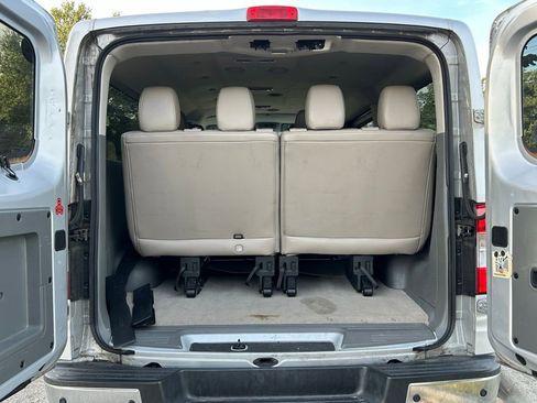 Used 2020 Nissan NV 3500 SL image 10