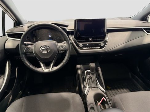 Certified 2023 Toyota Corolla SE w/ SE Premium Package image 17
