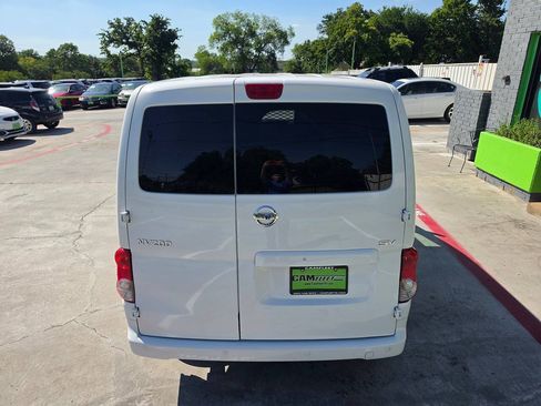 Used 2020 Nissan NV200 SV w/ Back Door Glass Package FWD image 13