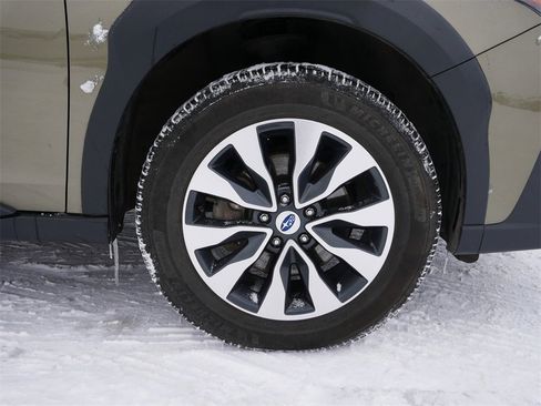 Used 2023 Subaru Outback Touring image 9