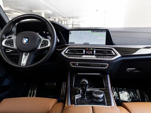 Certified 2023 BMW X5 xDrive40i w/ M Sport Package AWD/4WD image 12
