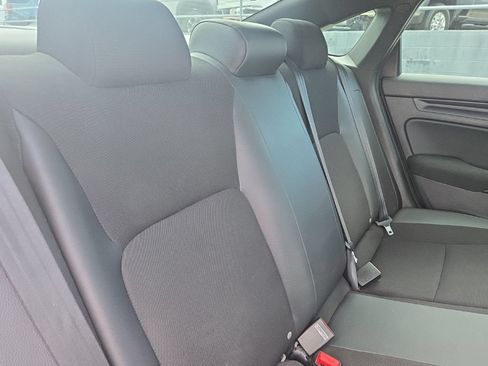 Used 2022 Honda Civic Sport image 11