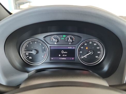 Used 2022 Buick Enclave Essence image 20