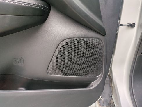 Used 2022 Nissan Murano S image 16