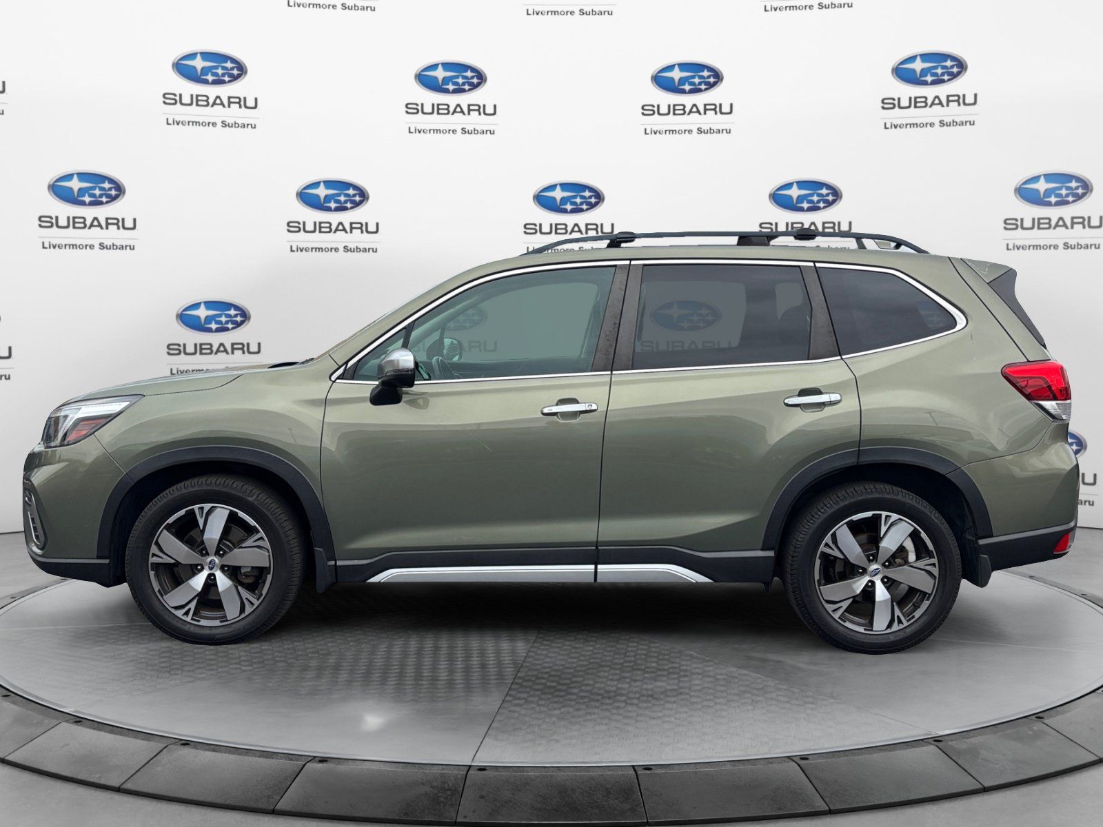 Used 2019 Subaru Forester Touring w/ Popular Package #3 AWD/4WD image 4