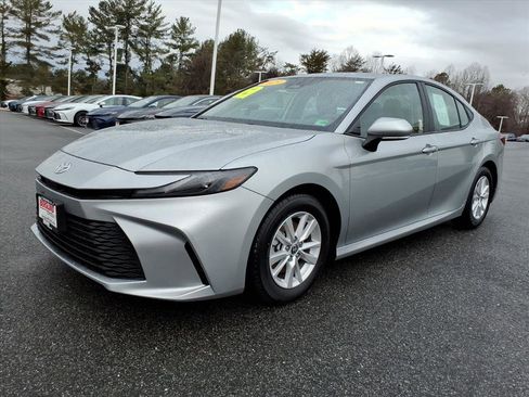 Certified 2025 Toyota Camry LE image 16