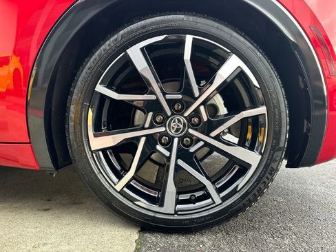 Certified 2025 Toyota Prius Plug-In Hybrid image 27