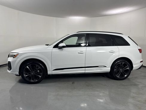 Used 2025 Audi Q7 3.0T Premium Plus w/ Premium Plus Package AWD/4WD image 30