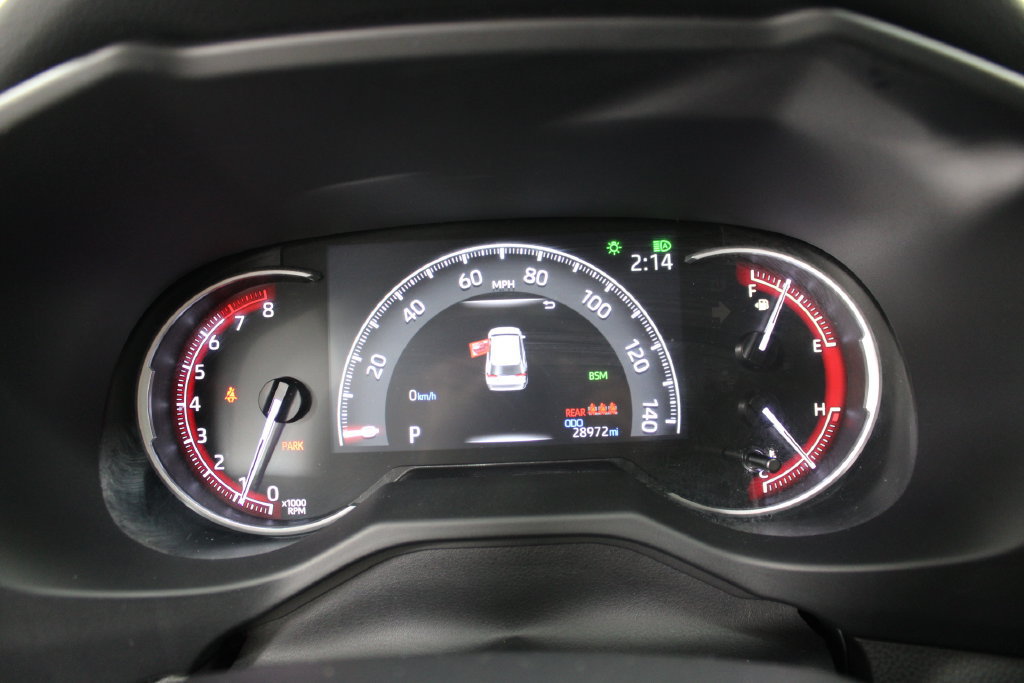 Used 2025 Toyota RAV4 XLE AWD/4WD image 38