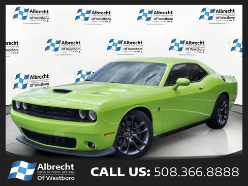 Used 2023 Dodge Challenger R/T Scat Pack w/ Plus Package RWD image 1