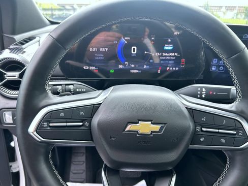 Certified 2024 Chevrolet Blazer EV LT AWD/4WD image 15