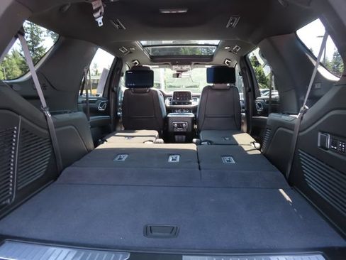 Used 2023 GMC Yukon AT4 w/ AT4 Premium Package AWD/4WD image 41