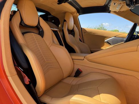 Used 2021 Chevrolet Corvette Stingray Premium Cpe w/ Z51 Performance Package image 26